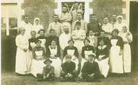  1914-1918 infirmieres et blesses nurses and wounded.jpg 